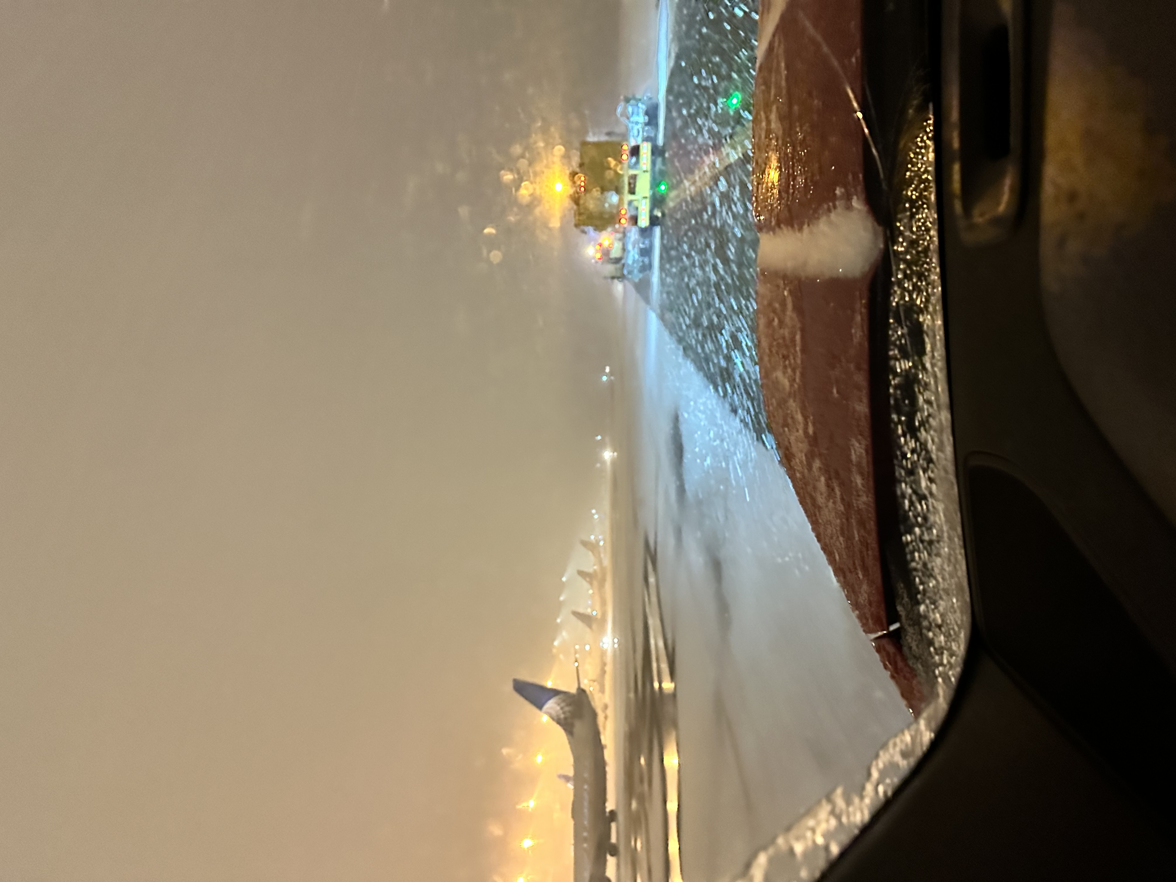Night snow operations at airport